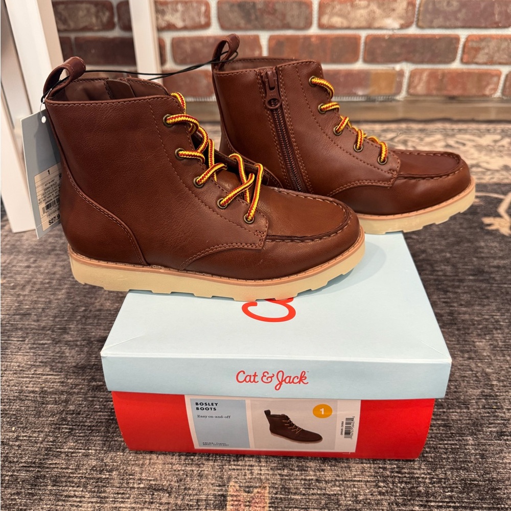 Youth Cat & Jack Bosley Boots size 1